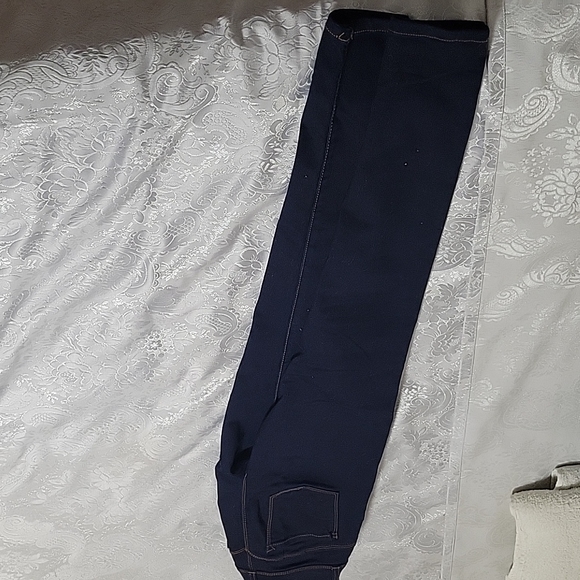 Jeans - Picture 2 of 2